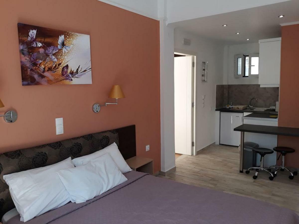 Dolphin Apartments Paleokasztríca Kültér fotó